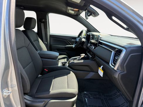 New 2026 GMC Canyon Elevation w/ Convenience Package image 19