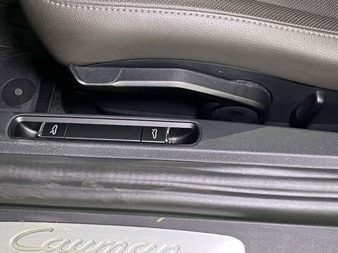 Certified 2025 Porsche 718 Cayman image 17