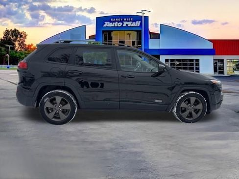 Used 2017 Jeep Cherokee 75th Anniversary image 9