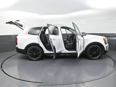 Used 2022 Kia Telluride SX w/ Towing Package AWD/4WD image 36
