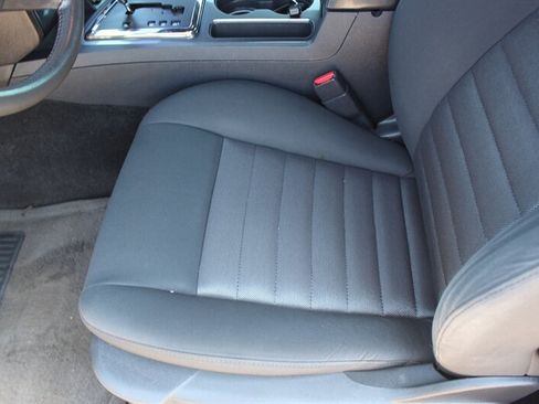 Used 2010 Dodge Challenger R/T RWD image 18