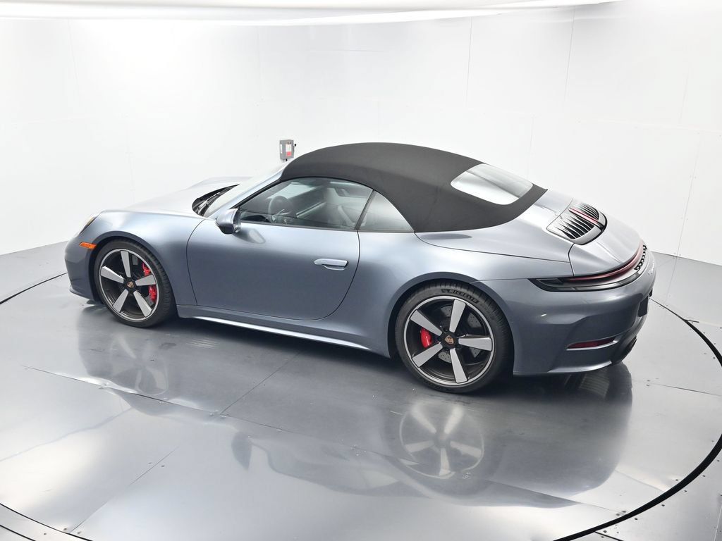 Certified 2026 Porsche 911 Carrera 4S AWD/4WD image 35