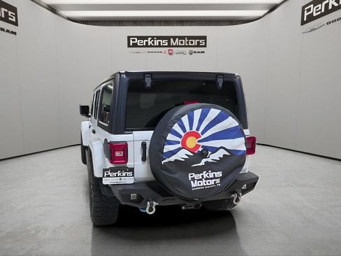 Used 2023 Jeep Wrangler Unlimited Sahara AWD/4WD image 4