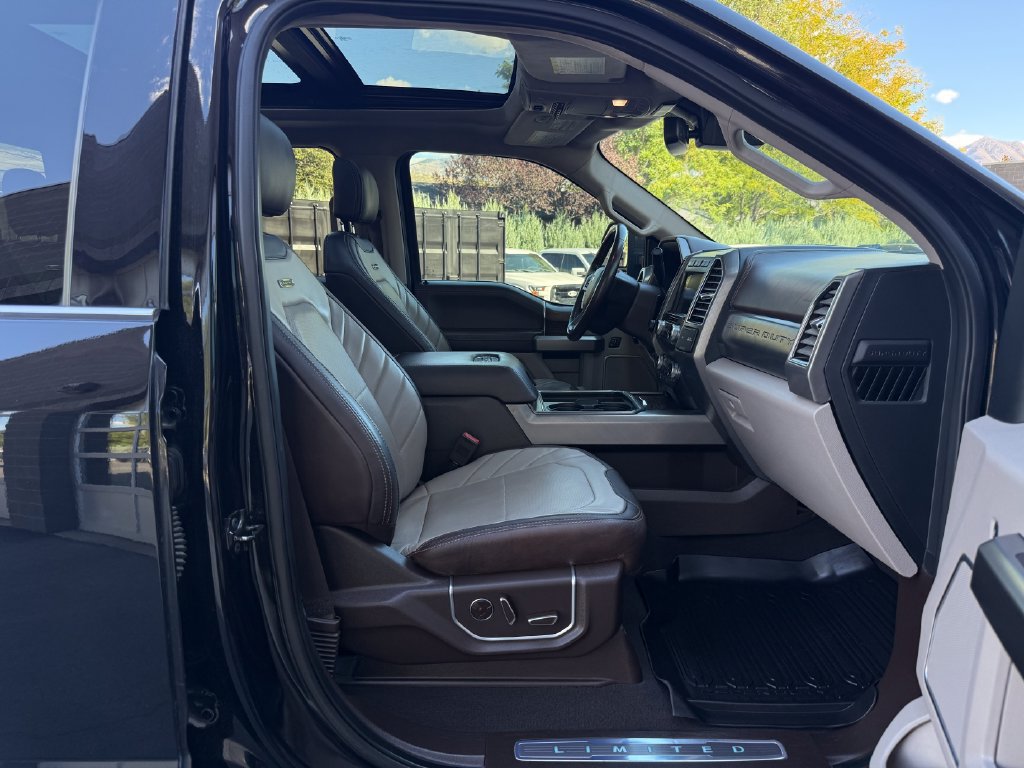 Used 2019 Ford F350 Limited w/ FX4 Off-Road Package AWD/4WD image 47