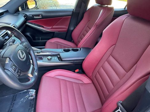 Used 2019 Lexus IS 300 image 24