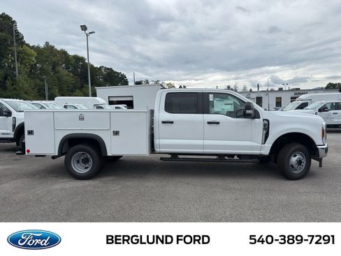 New 2025 Ford F350 XL w/ XL Chrome Package image 4