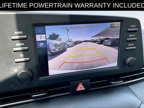 Used 2025 Hyundai Elantra Sport FWD image 28