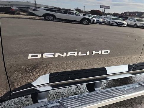 New 2026 GMC Sierra 2500 Denali w/ Denali Reserve Package image 14
