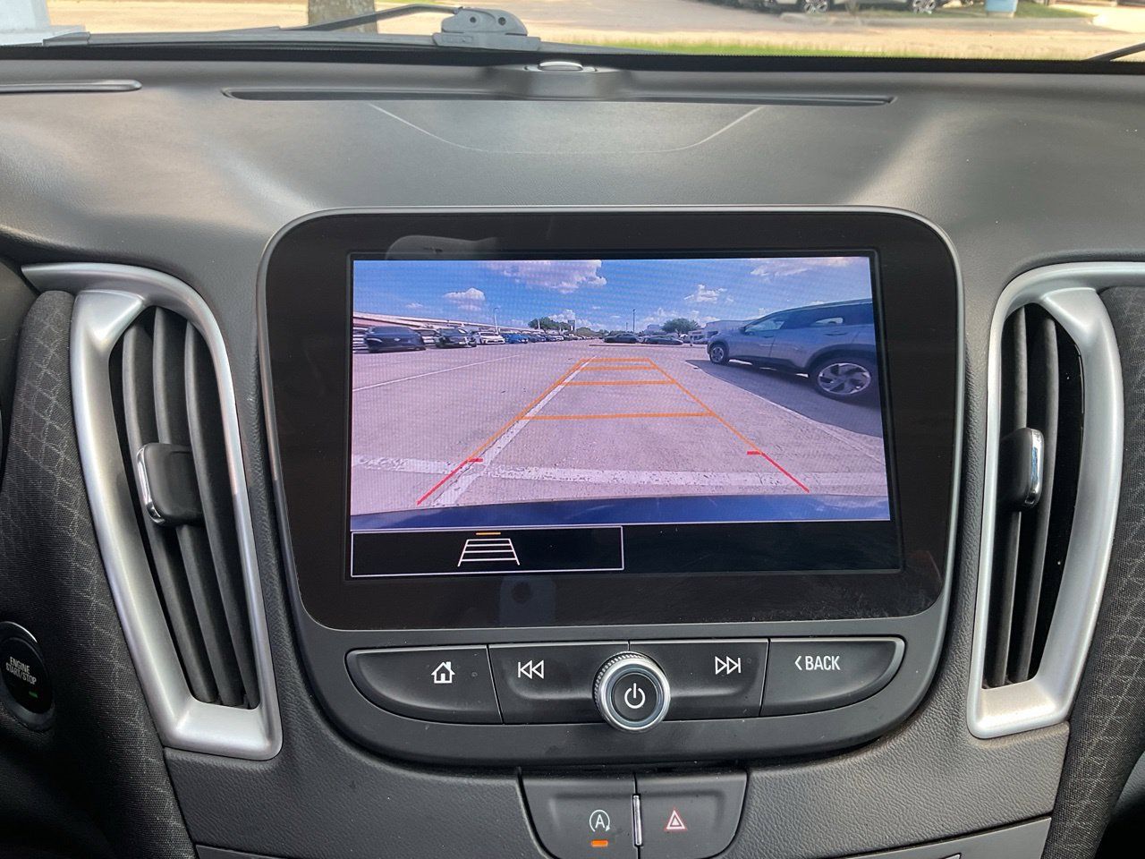 Used 2025 Chevrolet Malibu LT FWD image 27