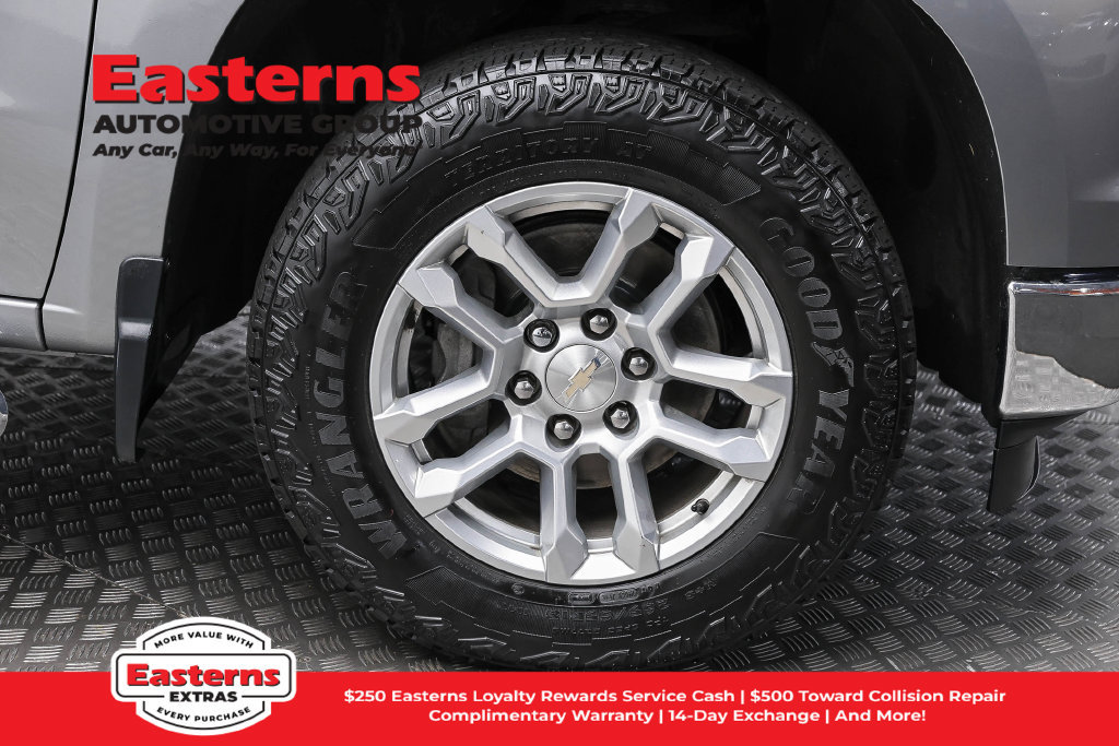 Used 2024 Chevrolet Silverado 1500 LT AWD/4WD image 34