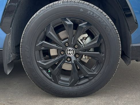 Used 2025 Toyota RAV4 XSE image 33