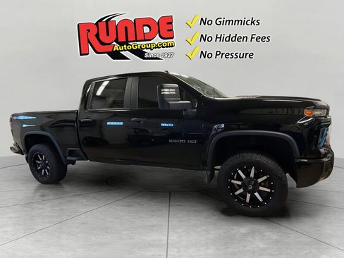 Used 2024 Chevrolet Silverado 2500 Custom w/ Custom Value Package image 7