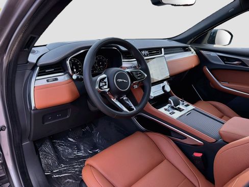 New 2026 Jaguar F-PACE R-Dynamic S AWD/4WD image 26