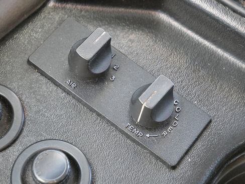 Used 2016 Ford E-450 and Econoline 450 Super Duty w/ Shuttle Bus Prep Package image 28