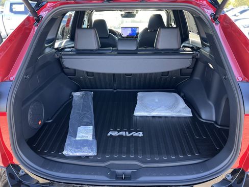 Certified 2025 Toyota RAV4 XSE image 19