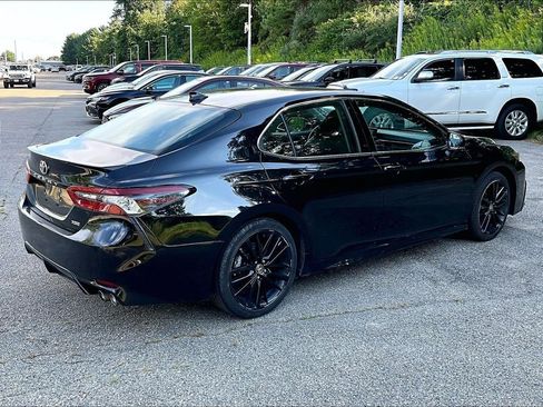 Used 2024 Toyota Camry XSE FWD image 6