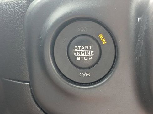 Used 2020 Jeep Gladiator Sport w/ Quick Order Package 24S image 30