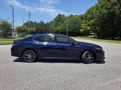 Certified 2022 Toyota Camry SE FWD image 30