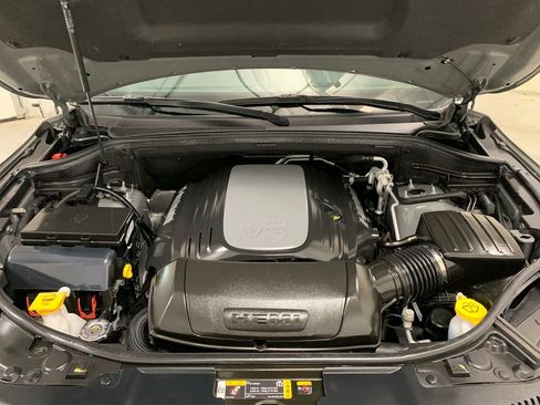 Used 2024 Dodge Durango R/T w/ Blacktop Package AWD/4WD image 16