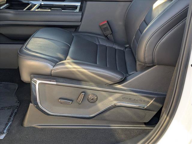 New 2026 Ford F350 Platinum AWD/4WD image 4