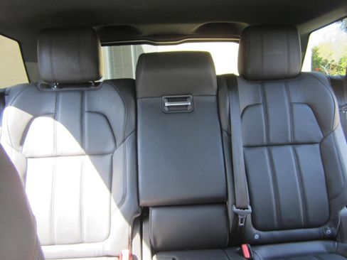 Used 2017 Land Rover Range Rover Sport HSE AWD/4WD image 21