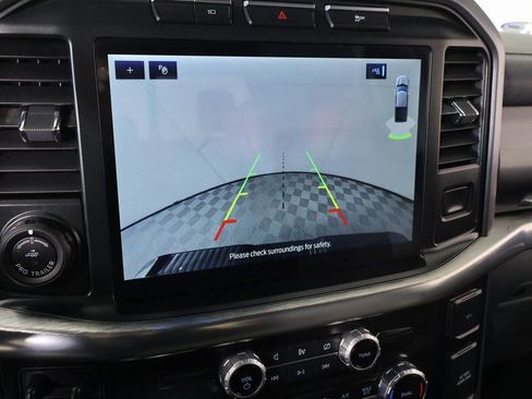 Used 2022 Ford F150 Lariat w/ Trailer Tow Package image 6