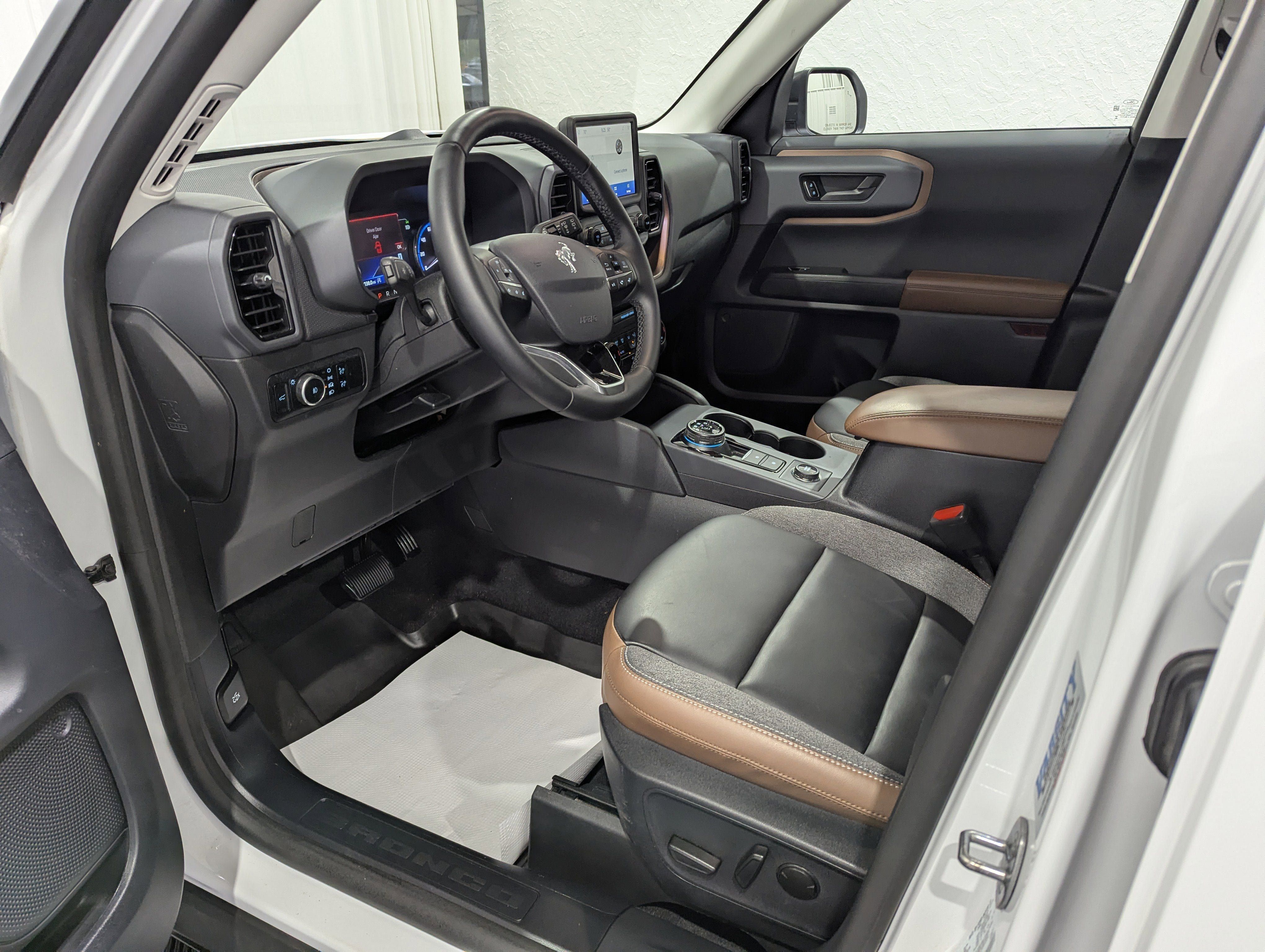 Used 2024 Ford Bronco Sport Outer Banks AWD/4WD image 14