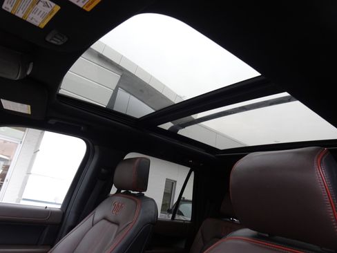 Used 2021 Ford Expedition Max King Ranch image 13