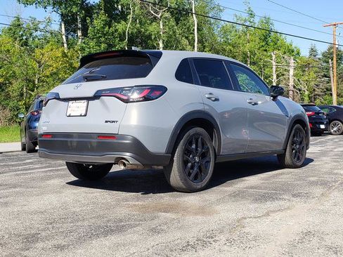 Used 2024 Honda HR-V Sport image 7