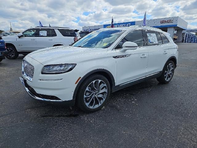 Used 2023 Lincoln Nautilus Reserve w/ Equipment Group 201A FWD image 2