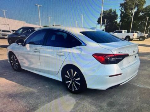 Used 2024 Honda Civic EX image 13