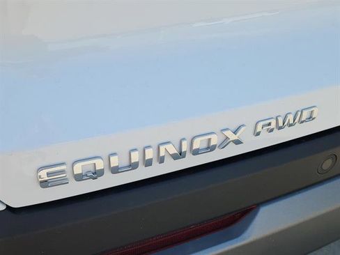 Used 2026 Chevrolet Equinox LT w/ Safety and Technology Package image 5