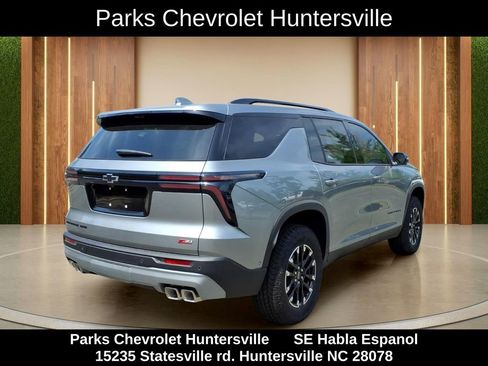 New 2026 Chevrolet Traverse Z71 w/ Enhanced Driving Package AWD/4WD image 35