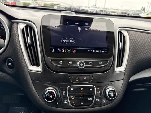 Used 2024 Chevrolet Malibu LT image 24