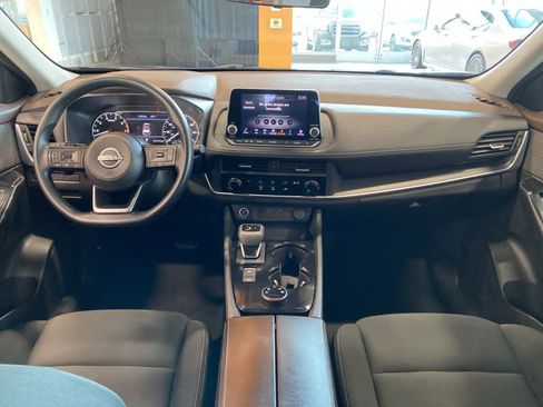 Used 2023 Nissan Rogue S image 14