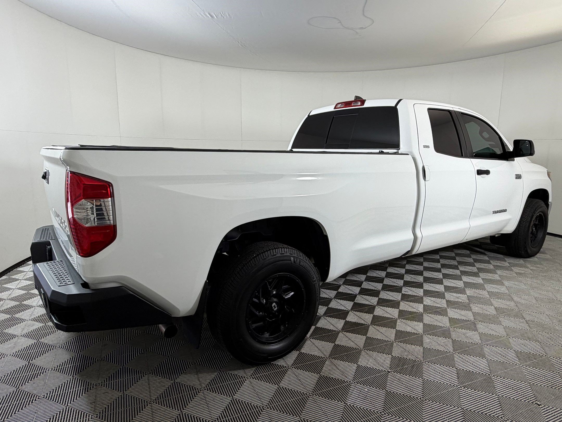 Used 2021 Toyota Tundra SR5 RWD image 9