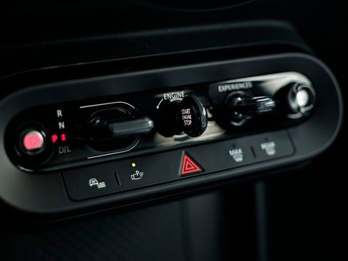 New 2026 MINI Cooper 4-Door Hardtop image 38