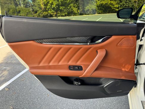 Used 2021 Maserati Quattroporte S GranSport Q4 image 42