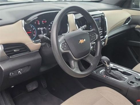 Certified 2023 Chevrolet Traverse LS image 6