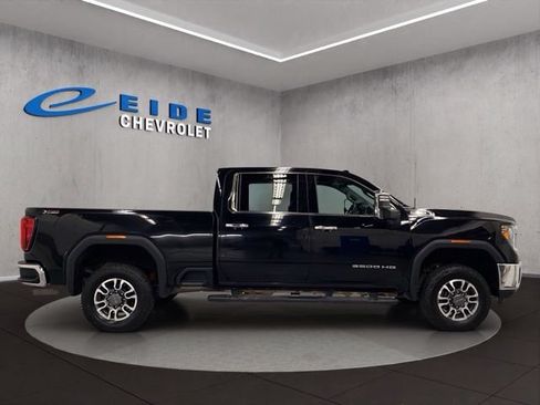 Used 2022 GMC Sierra 3500 SLT w/ SLT Preferred Package AWD/4WD image 16
