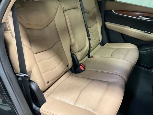 Used 2017 Cadillac XT5 Platinum w/ Driver Assist Package image 23
