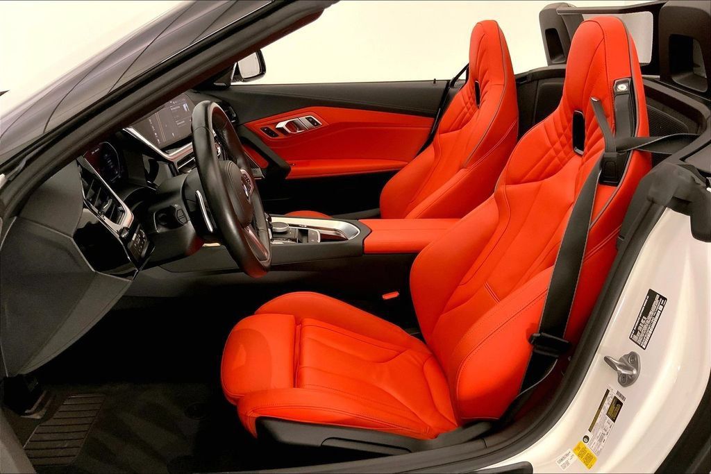 Certified 2023 BMW Z4 M40i w/ Premium Package RWD image 13