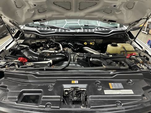 Used 2019 Ford F250 XL w/ Power Equipment Group image 7