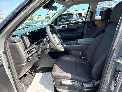 New 2026 Hyundai Santa Fe SE FWD image 10