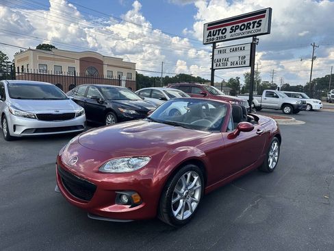Used 2015 MAZDA MX-5 Miata Grand Touring w/ Premium Package RWD image 9