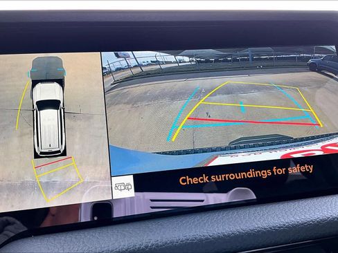 Used 2025 Toyota Land Cruiser image 23