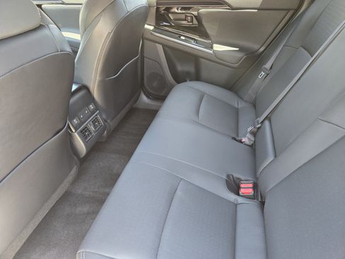 Used 2023 Toyota bZ4X AWD w/ Weather Package image 31