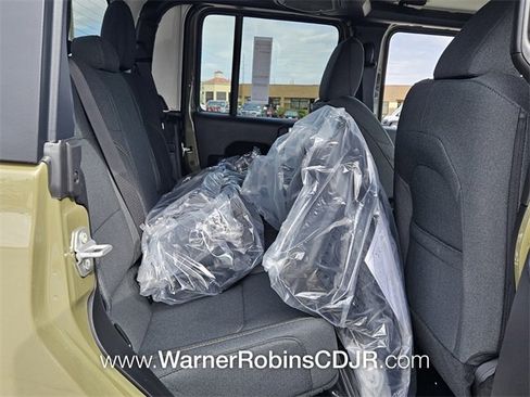 New 2025 Jeep Gladiator Sport image 14