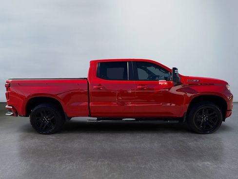 Used 2022 Chevrolet Silverado 1500 RST image 2