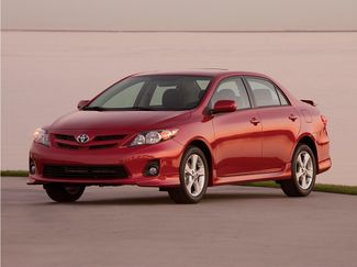 Used 2013 Toyota Corolla LE FWD video 1